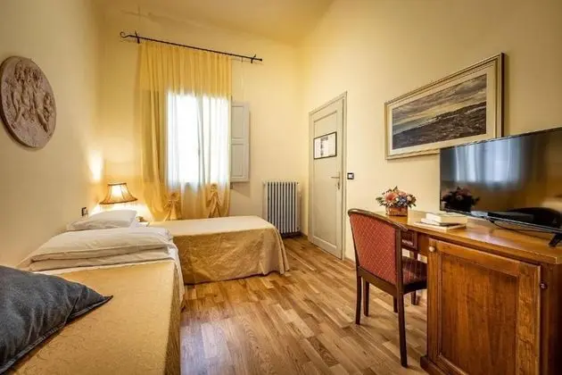 Basic Tek Büyük Yataklı Oda