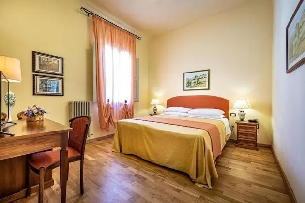 Basic Tek Büyük Yataklı Oda