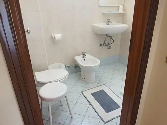Üç Kişilik Oda