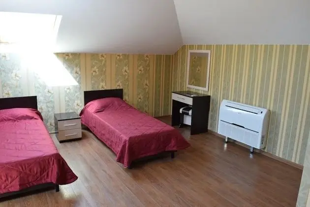 Standard Üç Kişilik Oda, 3 Tek Kişilik Yatak