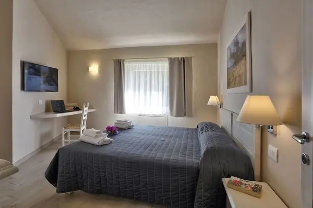 Apart Daire, Teras (Garden Access)