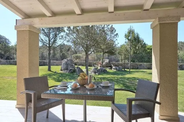 Apart Daire, Teras (Garden Access)