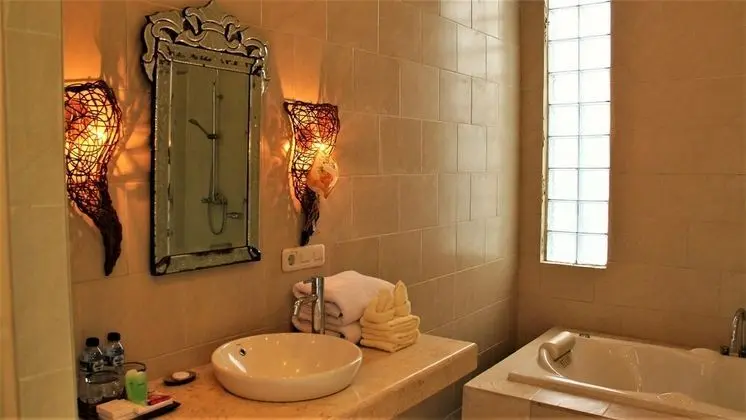 Exclusive Villa, 4 Yatak Odası (Private Pool & Kitchen)