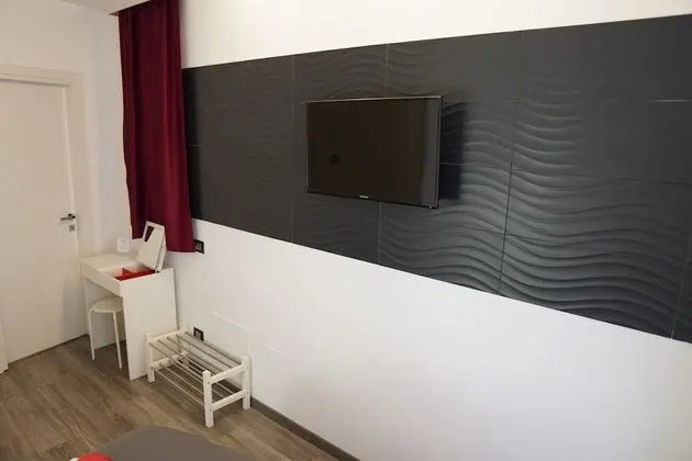 Tek Büyük veya İki Ayrı Yataklı Oda, Balkon