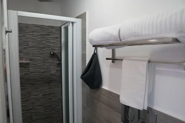 Tek Büyük veya İki Ayrı Yataklı Oda, Balkon