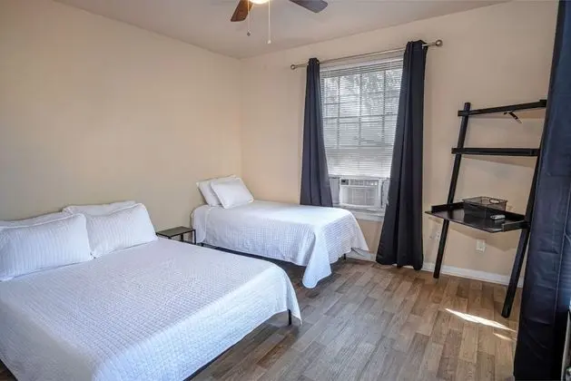 Ev (3 Bedrooms)