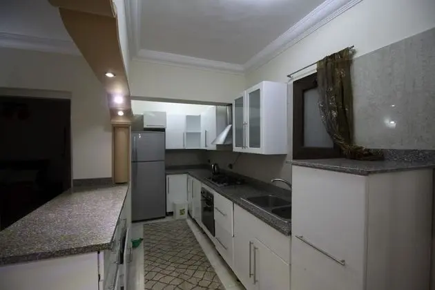 Apart Daire, 2 Yatak Odası, Havuz Kullanımı, Bahçeli