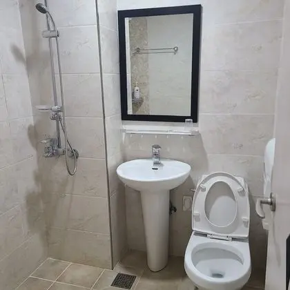 Ortak Ranzalı Oda, Sadece erkekler için, Sigara İçilmez