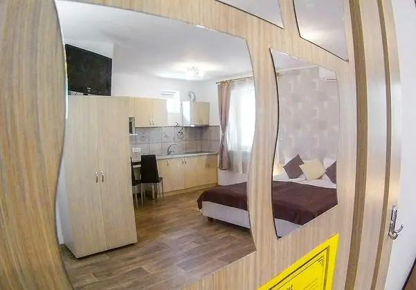 Apartament 12