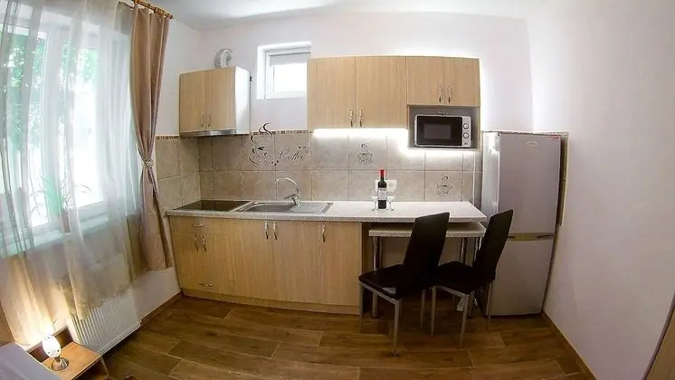 Apartament 12