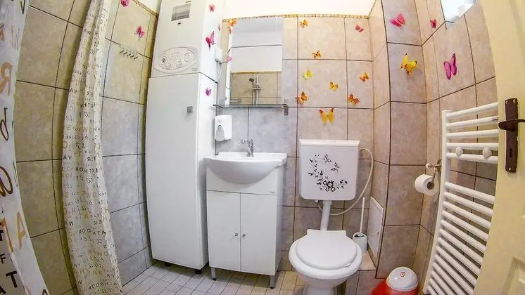 Apartament 12