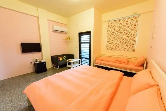 Standard Tek Büyük Yataklı Oda, Balkon (Pink )