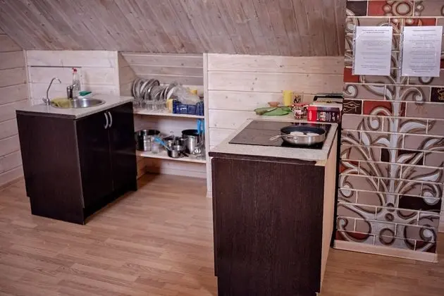 Tek Büyük veya İki Ayrı Yataklı Oda, Ortak Banyo