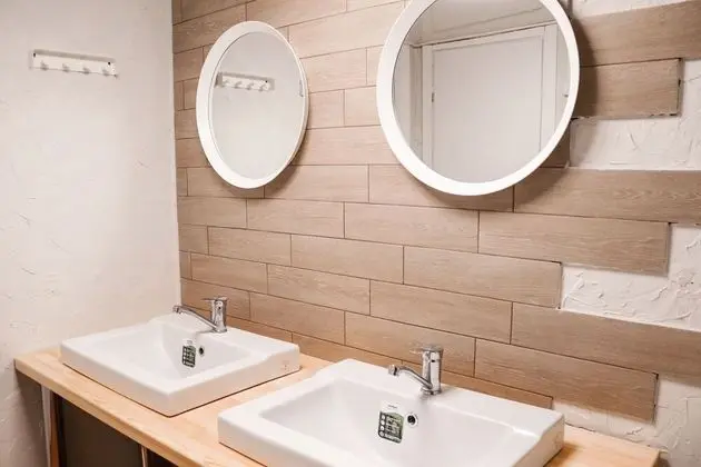 Ortak Ranzalı Oda, Sadece erkekler için (6 beds)