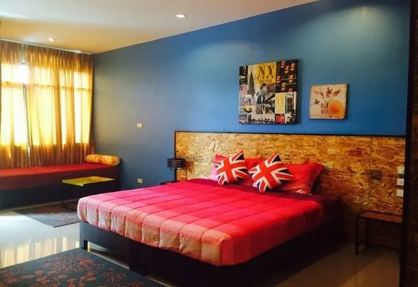 Deluxe Tek Büyük Yataklı Oda