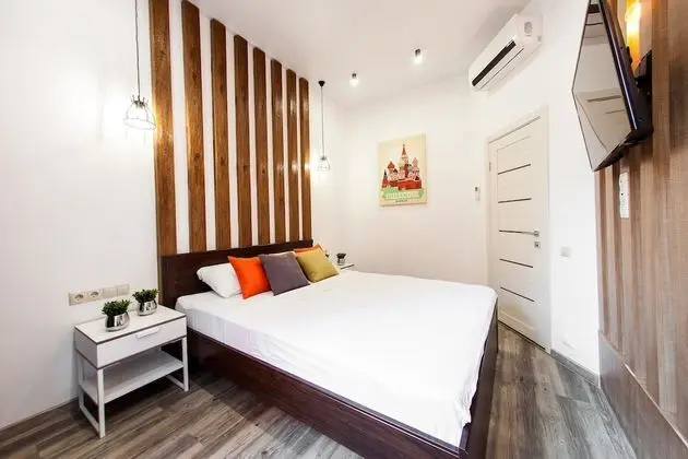 Deluxe Tek Büyük Yataklı Oda (Moscow)