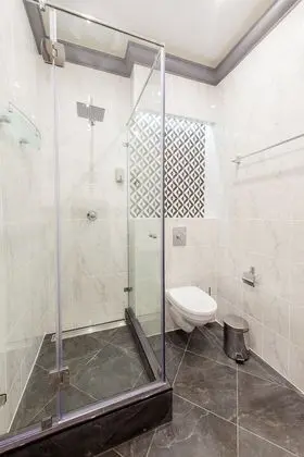 Standard Tek Büyük Yataklı Oda (Madrid)