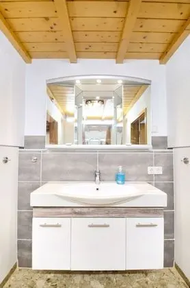 Grand Apart Daire, 2 Yatak Odası, Mutfak, Bahçe Manzaralı