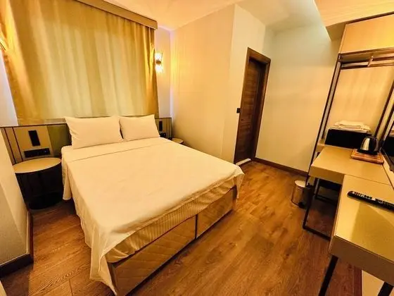 Economy Tek Büyük Yataklı Oda