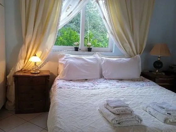 Stüdyo, 1 Büyük (Queen) Boy Yatak ve Çekyat