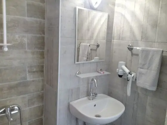 Family Tek Büyük Yataklı Oda, Balkon, Şehir Manzaralı