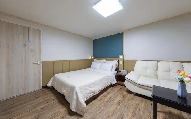 Oda (VIP Room (You can watch Netflix perso)