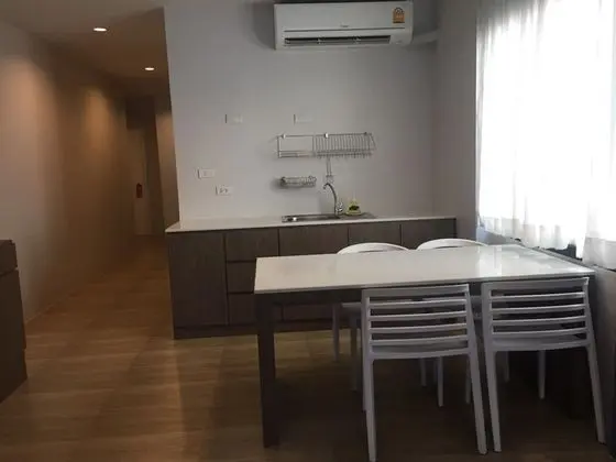 Nicha Homestay 2 with Pool View