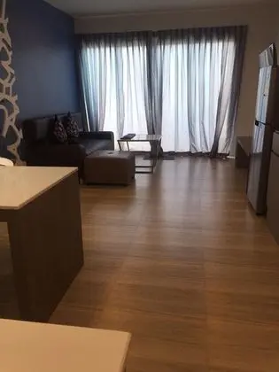 Nicha Homestay 2 with Pool View