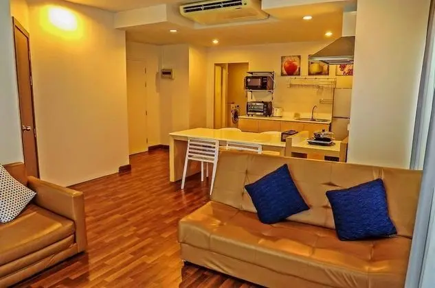 Nicha Homestay 5 with Pool Access
