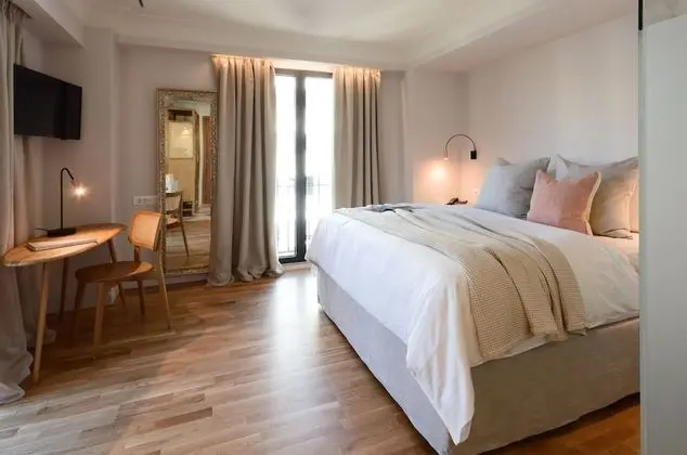niche Acropolis View Room