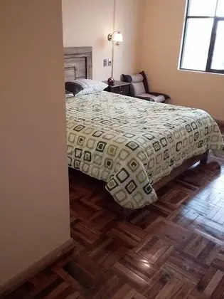 Tek Büyük Yataklı Oda, 1 Çift Kişilik Yatak