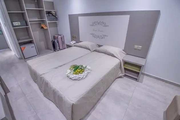 1 Çift Kişilik Veya 2 Tek Kişilik Yatak Superior