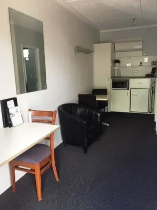 Queen Room Package (Pets not allowed)