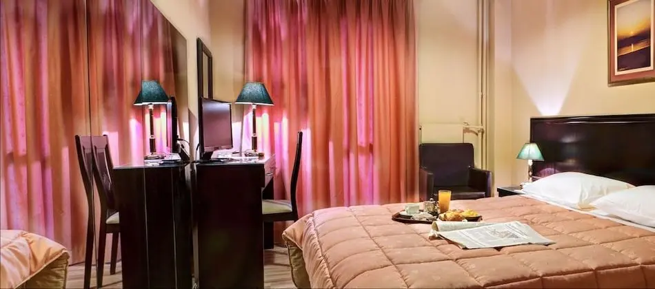 Tek Büyük veya İki Ayrı Yataklı Oda