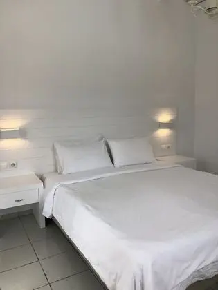 Classic Tek Büyük Yataklı Oda