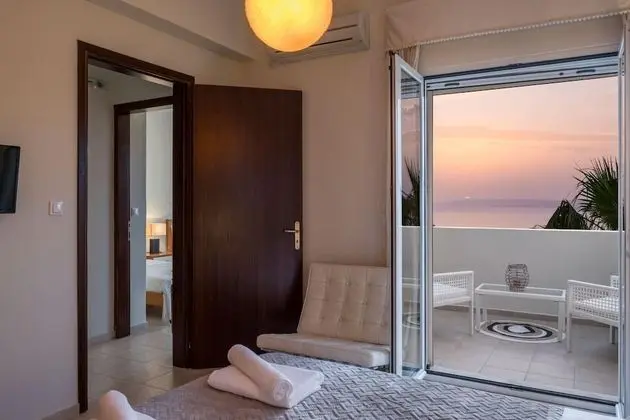 Comfort Villa, 3 Yatak Odası, Deniz Manzaralı, Bahçeli
