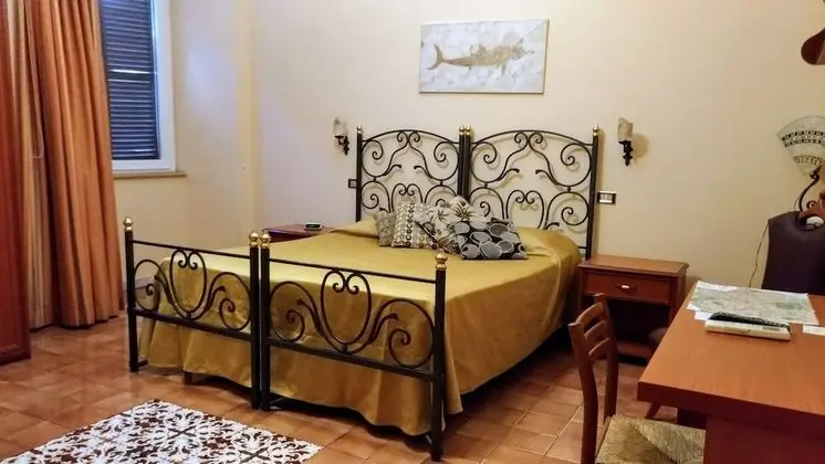 Superior Tek Büyük Yataklı Oda