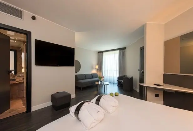 Business Oda, 1 Büyük (Queen) Boy Yatak