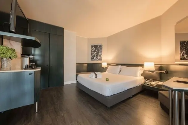 Business Oda, 1 Büyük (Queen) Boy Yatak