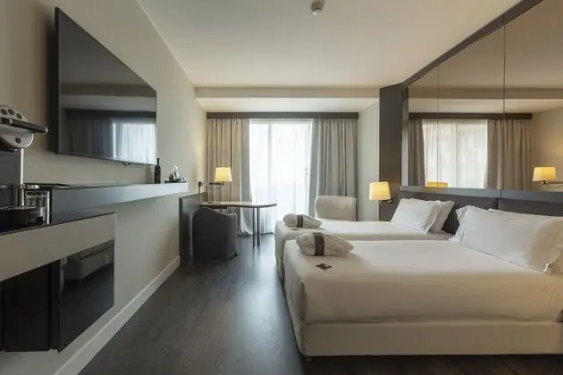 Standard Tek Büyük veya İki Ayrı Yataklı Oda