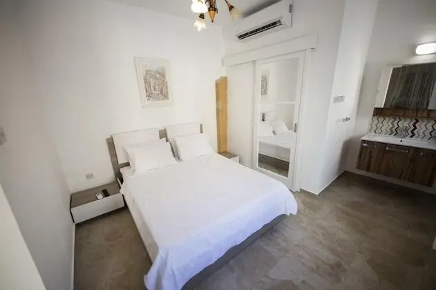 Deluxe Üç Kişilik Oda