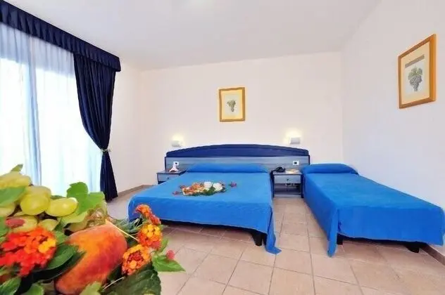 Family Üç Kişilik Oda