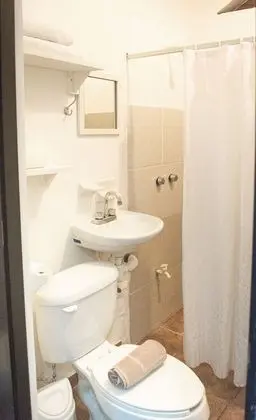 Economy Tek Büyük Yataklı Oda