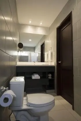 Tek Büyük Yataklı Oda, 2 Büyük (Queen) Boy Yatak