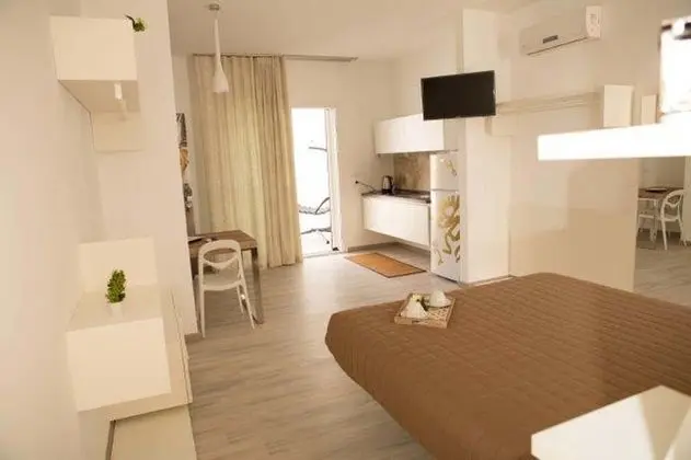 Deluxe Stüdyo Süit, Küçük Mutfak, Bahçe Manzaralı