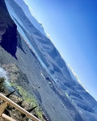 Tek Büyük veya İki Ayrı Yataklı Oda, 1 Çift Kişilik veya 2 Tek Kişilik Yatak, Deniz Manzaralı