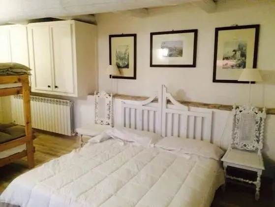 Tek Büyük veya İki Ayrı Yataklı Oda (Sci)