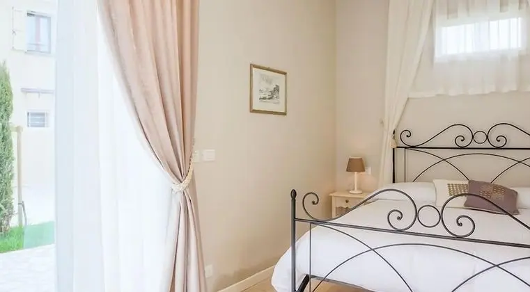 Tek Büyük Yataklı Oda, Ek Bina (Perla)