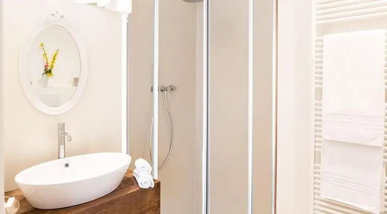 Tek Büyük Yataklı Oda, Ek Bina (Perla)