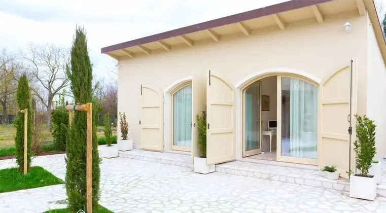 Tek Büyük Yataklı Oda, Ek Bina (Stella)